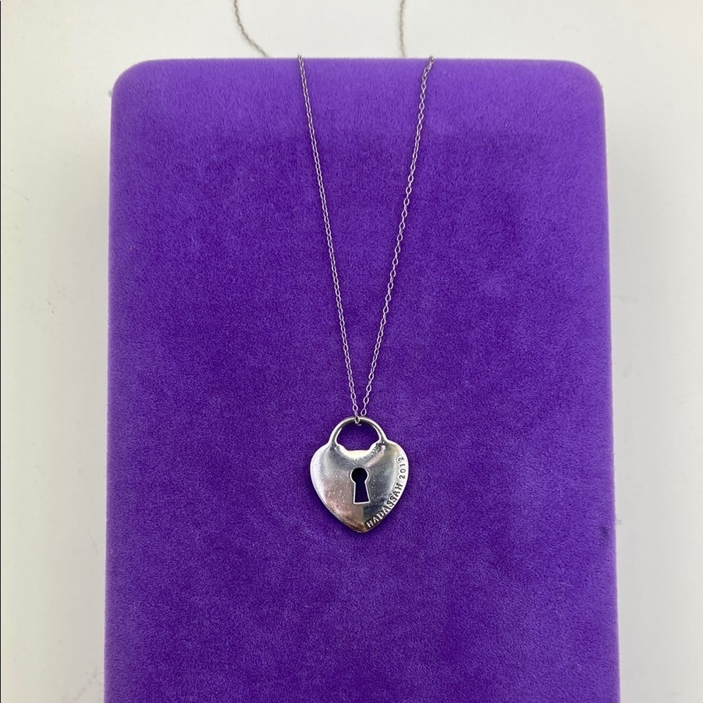 Classic 925 Silver Heart Lock Pendant Necklace